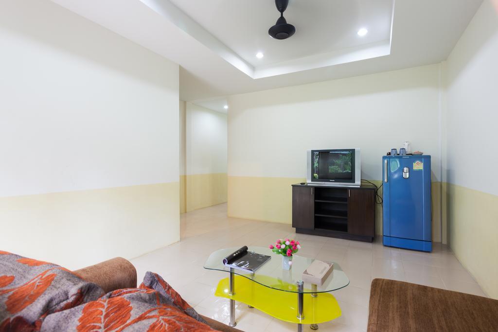 Bangtao Kanita House Пляж Банг Тао Экстерьер фото